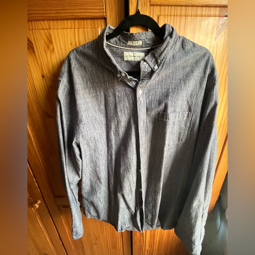 Men's Casual Button Down Shirt - Gray